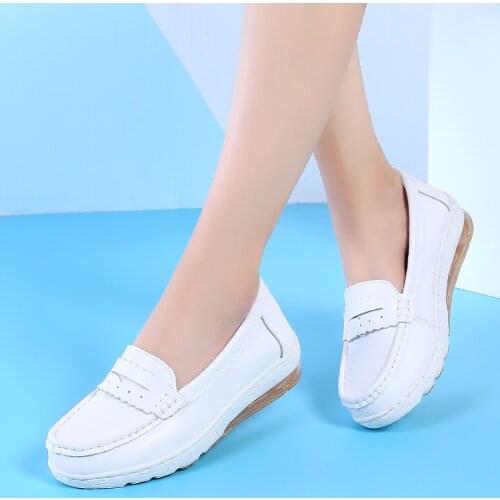 2020 Womens shoes Comfortable Mother shoes white womens shoes wedge flat comfortable bottom soft cushion anti-slip