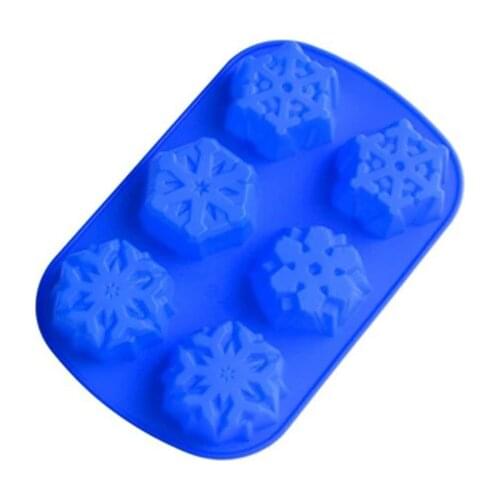 Six Even Snowflakes Silicone Cake Mold