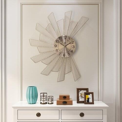 Creative fashion decorative living room clock household hanging light luxury art wall clock modern minimalist Nordic clock