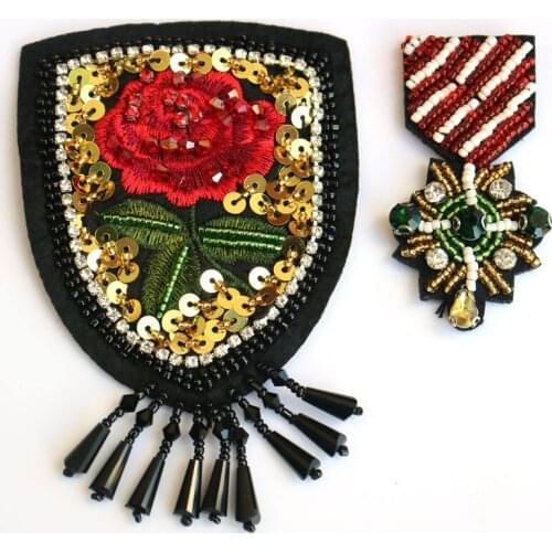 DIY Fashion Rhinestone beaded patches for Clothing rose flower parches Sew on Sequins Applique decorative parches bordados para