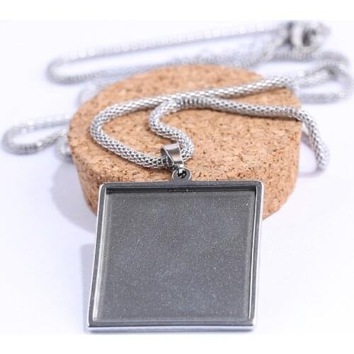 Reidgaller 5pcs 30mm square glass cabochon settings diy cameo base trays with stainless steel necklace chain diy jewelry bezels