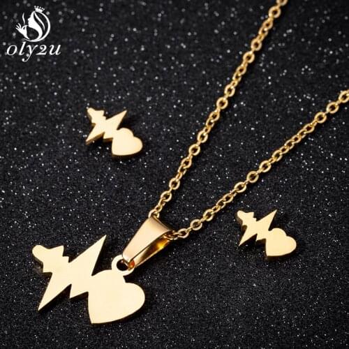 Oly2u Women Necklace Stud Earrings Gold Heartbeat Pendant Jewelry Sets Long Choker Necklace Heart Earring brincos Jewelry Set