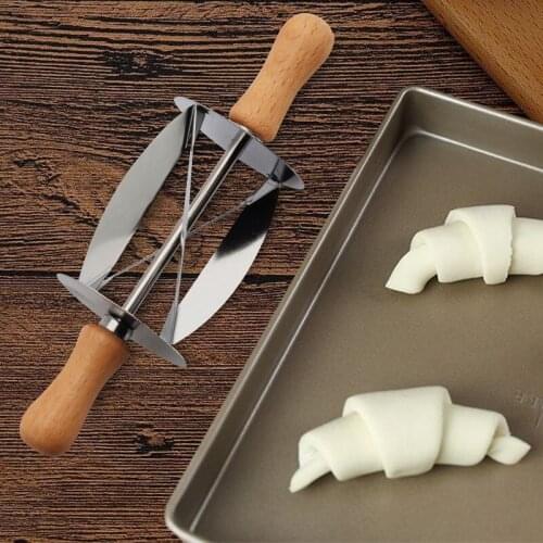 Stainless Steel Rolling Cutter for Making Croissant Bread Kitchen Baking Dough Cutter Croissant CakeDecorating Tools