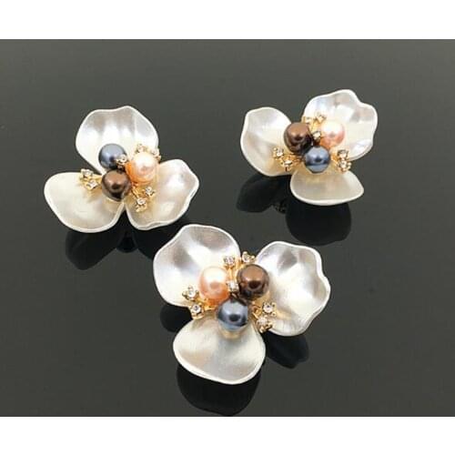 5pcs Flower pearls rhinestones buttons metal wedding Invitations decorate button trinket hair flower center scrapbooking
