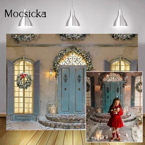 Retro Christmas Door Window Background for Photography Wreath Light Winter Snow Birthday Art Backdrop Merry Xmas Photo Studio