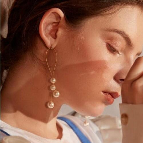 New Fashion Elegant Pearl Long Earrings Style Large Imitation Pearl Pendant Earrings Suitable For Wedding Party Gifts Brincos