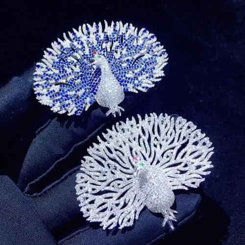 Animal peacock brooch pins prevent wardrobe malfunction 925 sterling silver with cubic zircon white color peacock elegant