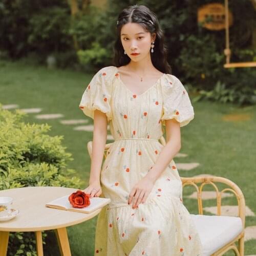 Embroidery Chic V-neck Puff Sleeve FrenchThin Temperament Sweet Dress Robe Femme Summer Elegant Party Dresses