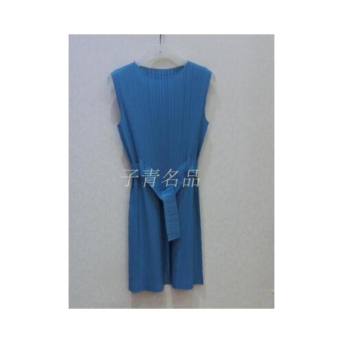 HOT SELLING Miyake pleated fashion solid color all-match o-neck sleeveless belt T-shirt IN STOCK