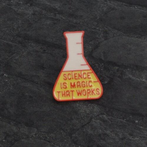 Science is magic that works Measuring cup Pin Science Experiment Brooch Enamel Pin Badges Jewelry Gift for Scientist Student
