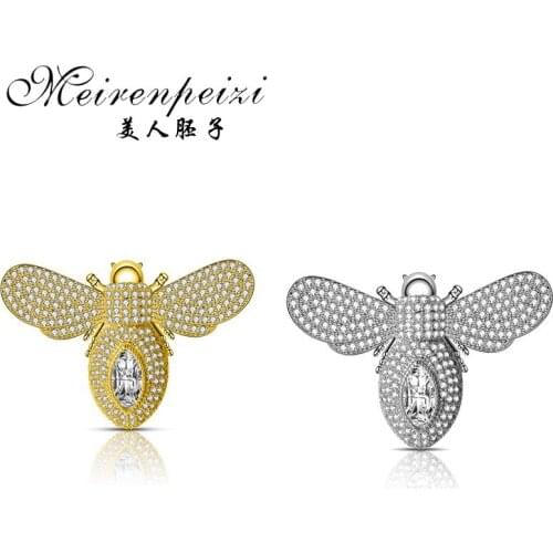 Meirenpeizi Fashion Jewelry Gold Color Rhinestone Bee Brooch Lady Gifts Ornament Crystal Breast pin Champagne Color Accessory