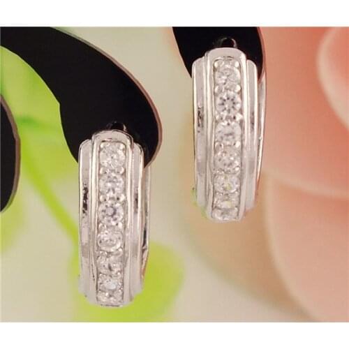 QCOOLJLY Hot Sale Silver Color Nice Circle Dainty Hoop Earrings 2019 Trendy Earring for Women Wholesale