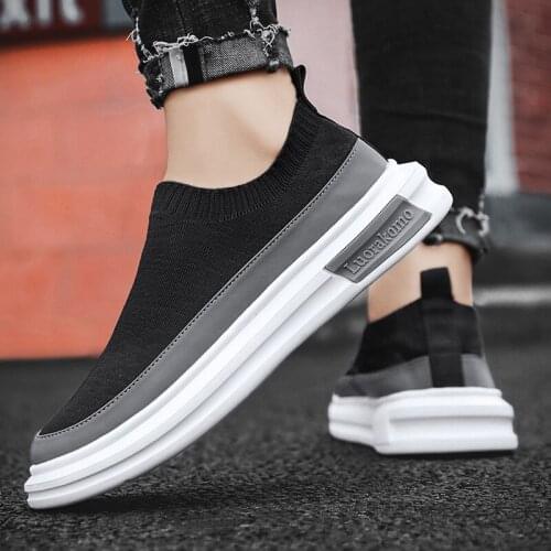 Casual Shoes Walking fashion shoes Outdoor Light Weight 2021 new men