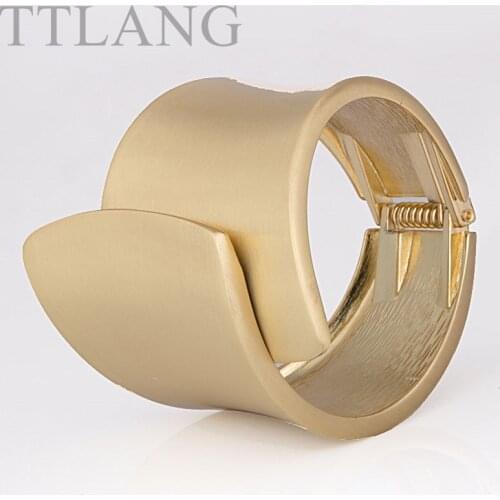 European Fashion 4.5cm Width Openable Design Alloy Bangle 2 Colors