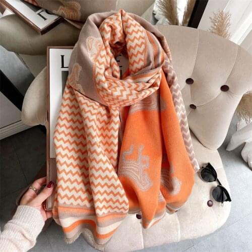 2021 Winter Scarf Cashmere Women New Horse Print Geometric Thick Warm Shawls Lady Wraps Brand Stoles Pashmina Blanket