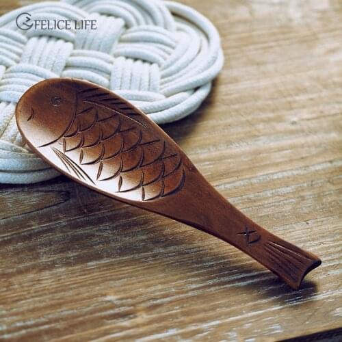 Creative Wooden Shovel Rice Spoon Hand Polished Solid Color Fish Shape Wooden Fish Rice Scoop Firm kitchenware for Rice Soup