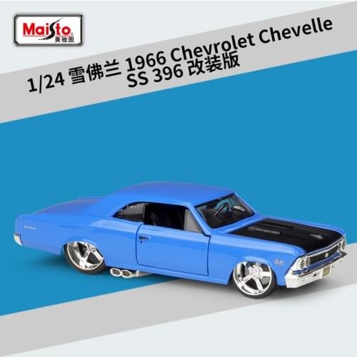 Maisto 1:24 1966 Chevrolet SS 396 simulation alloy car model crafts decoration collection toy tools gift