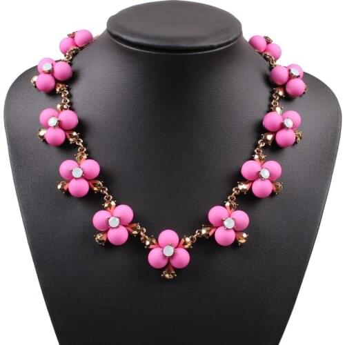 2021 New Arrival Fashion Resin Beads Collar Necklaces & Pendants Bead Flower Chain Choker Statement Necklace for Women