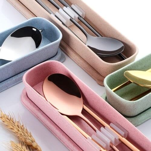 18/8 Korean Stainless Steel Food Chopsticks Spoon Set Long Handle Flat Non-Slip Chopsticks Dessert Spoon Dinnerware Set With Box