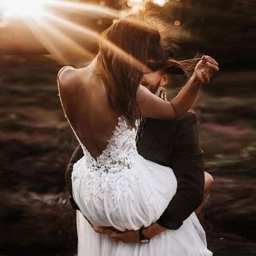 Boho Backless Wedding Dresses Appliques V-Neck Tulle Bridal Gowns Floor Length White Wedding Dresses