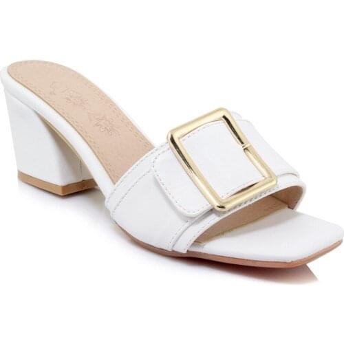 2018 summer comfortable thick with the square head size code 32-43 half drag sandals tide 1866