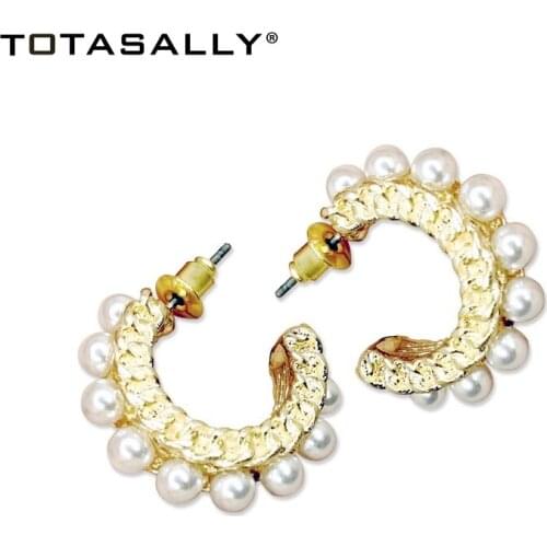 TOTASALLY Trend Stud Earrings Elegant Simulated Pearl Beaded C Shape Statement Earring Fashionable Lady Ear Jewelry Gifts
