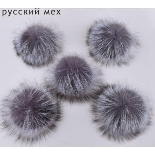 Real Silver Fox Fur Pompom Hairball Ball Pom Pom Handmade DIY Natural Raccoon Tassels Accessories For Winter Beanies With Buckle