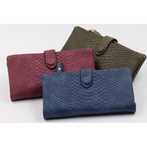 Woman Wallet Vintage Clutch Wallet Zipper Female Ladies Luxury Crocodile Pattern Purses Credit Phone Card Holder