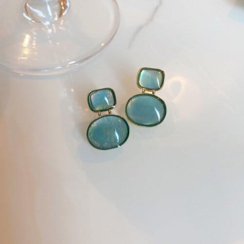 2021 New Arrival Exquisite Vintage Small Opal Stone Drop Earrings for Women Girls Simple Geometric Earrings Party Jewelry