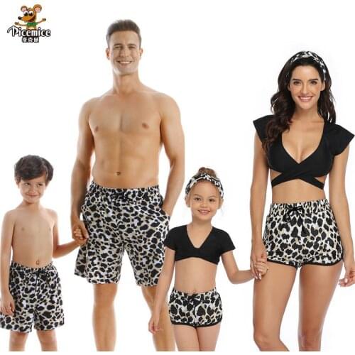 Family Look Swimwear Mom Daughter 3 PCS SET Swimsuit Black Sexy Leopard Mommy And Me Girl Swimming Suit Dad Son Men Beach Shorts