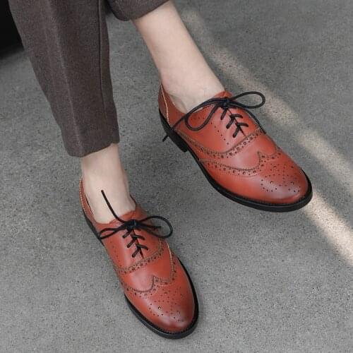 2021 Women Shoes British Style Women Flat Shoes Genuine Leather Carved Bullock Shoes Ladies Slip On Flats Casual Shoes Footwear