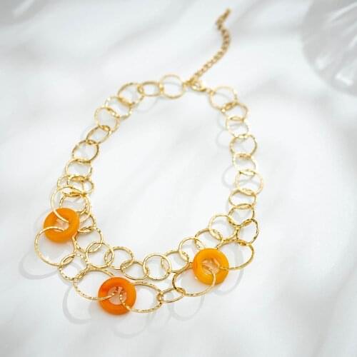 Jaeeyin 2021 Fashion Bohe Circle Metal Link Resin Hoop Hammered Surface Yellow Gold Color Gift For Women Teen Girls New Arrivals