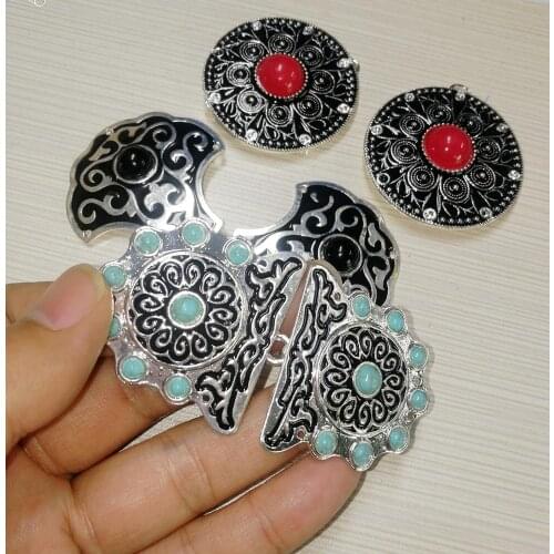 Gypsy Bohemian Red Blue Black Stone Pendant Necklace Women Charms Pendants For DIY Jewelry Tribal Fashion Accessories