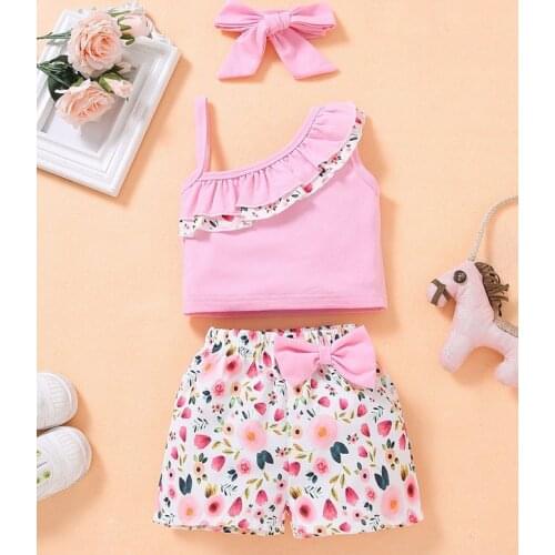 Girl’s Summer Three Piece Set Fashion Ruffles Suspender Tops and Flower Bow Short Pants with Headband