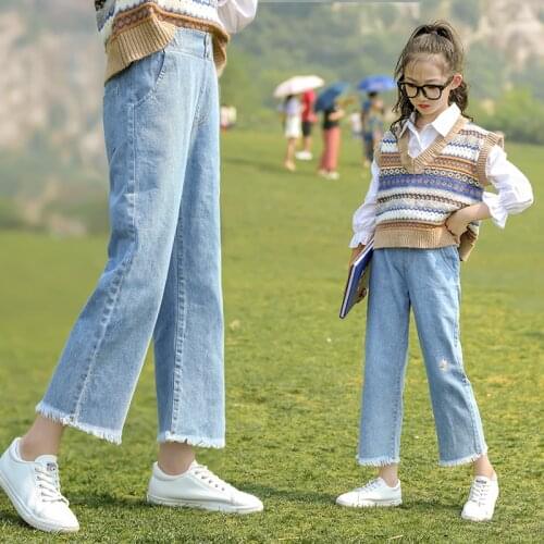 Modern Kids Denim Pants Girls Jeans Raw hem Straight pants Casual Wide Leg pants Children Clothes Flower Embroidery Trousers 12T