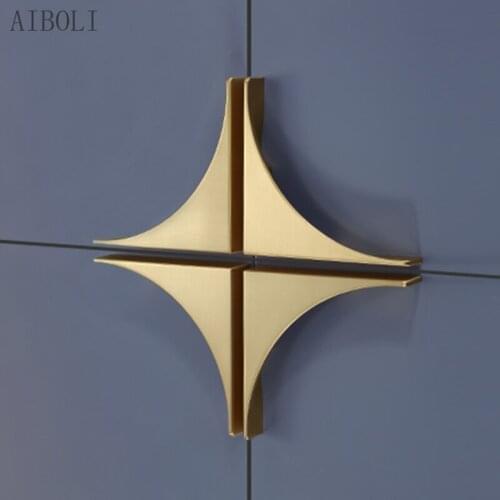 1 Piece DIY Creative Zinc Alloy Door Knob European Antique Furniture Handles Drawer Pulls Kitchen Cabinet Gold Knobs and Handles