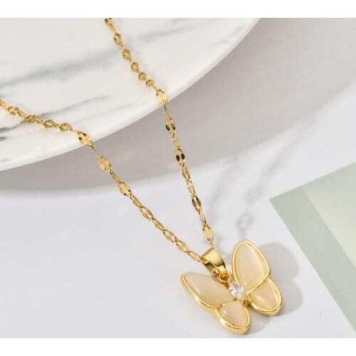 ZMZY Cute Choker Collar Fashion Butterfly Pendant Necklaces for Women Statement Necklace Stainless Steel Necklace Jewelry Gif
