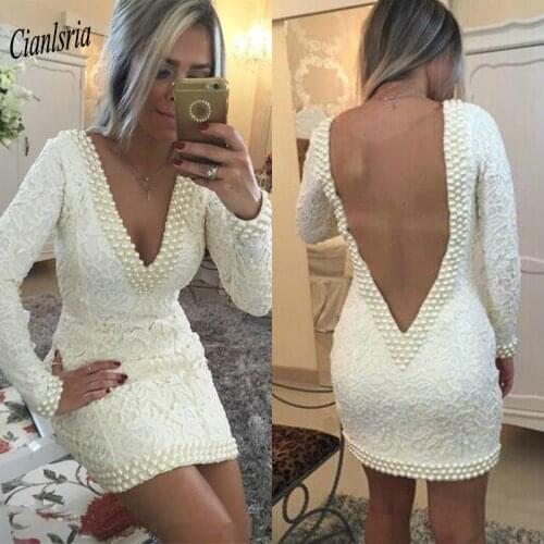 Sexy Low Backless Lace Pearls Short Cocktail Dresses Gorgeous Ivory V-Neck Long Sleeve Mini Prom Party Homecoming Dress