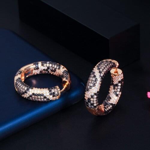 Snake Texture Multicolor Zircon Leopard Earring Snake Small Exquisite Fashion For Women Luxurious Jewelry Wedding party Gift