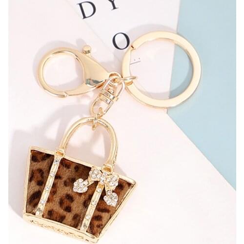 2020 New 3D Purse Car Key Decoration Bling Car Key Chain For Women Bag Pendants Auto Interior Accessories For Girls Gifts Cute