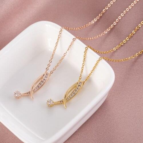 Fashion Star Crystal Cross Pendant Necklace For Women Girls Geometric Charms Stainless steel Chain Choker Jewelry Party Gifts