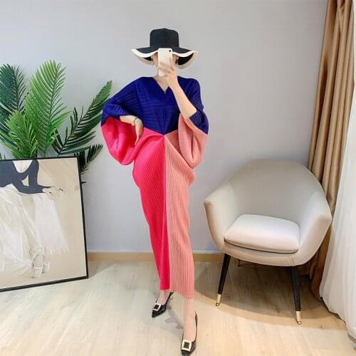 2021 summer new hit color womens fishtail dress Miyak fold Loose large size 200 kg can wear color matching dress