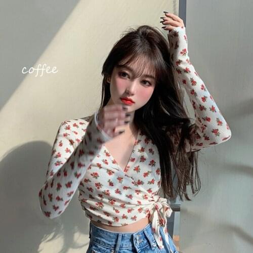 Vintage Floral Long Sleeve Cropped Top For Women 2020 Spring Shirt Ribbed Knitted T shirts Sexy Slim Fit V-Neck White tshirt Tee