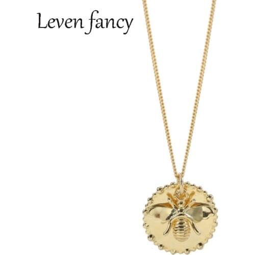 925 Sterling Silver Jewelry for Women Gold Round Medallion Pendant Bee Coin Necklace Honeybee Jewelry Garden Gift for Her