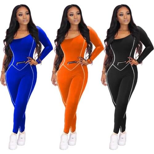 New Arrival 2020 cute sports and leisure oblique shoulder one-shoulder long-sleeved solid color sports jumpsuit