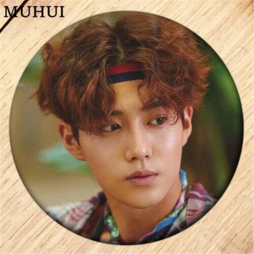 Free Shipping Kpop EXO SUHO Brooch Pin Girls Badges For Clothes Backpack Decoration Jewelry B187