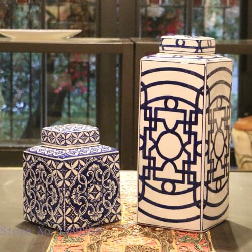 Chinese Style Ceramic Jar Blue and White Porcelain Square Storage Tank Retro with Cover Flower Vase Organization Home Decoration