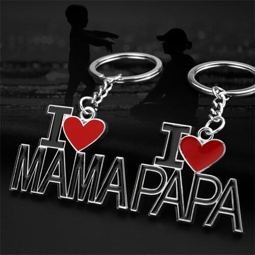 I Love Mama/Papa Creative Letters Metal Keychains Mothers Day/Fathers Day Gift Key Chain Trinket Accessories