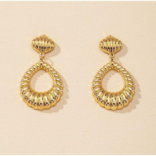 UJBOX New Creative Gold Alloy Metal Striped Earrings Dangle Women Geometric Drop Earrings Hot Sale Wholesale