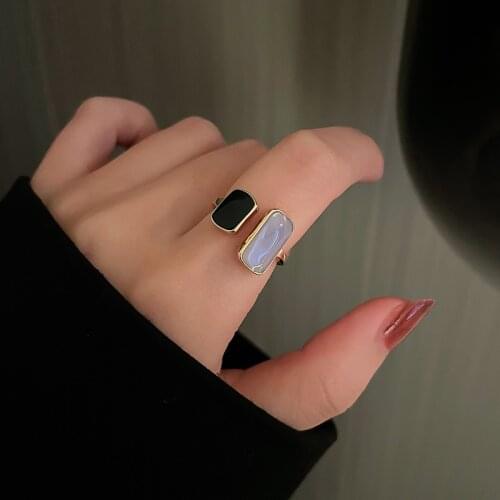 U-Magical Statement Asymmetry Square Geometric Enamel Ring for Women Blue Purple Color Gold Metal Open Index Finger Ring Jewelry